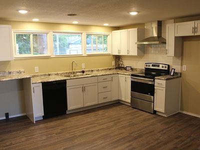 4032 Indian Hills Dr, Fort Wayne, IN, 46809