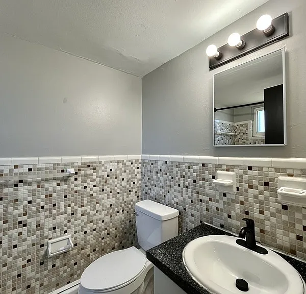 580 Harrison Blvd #59 — Photo 6