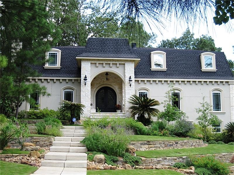 1st image of 2517 W Green Briar Dr