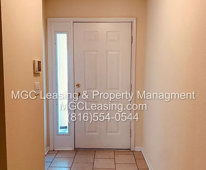 4604C NE Whispering Winds Cir — Photo 3