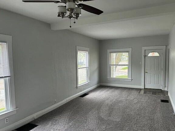 3rd image of 327 S Magnolia Ave