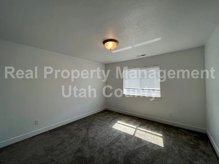 10863 N Sandstone Way — Photo 23