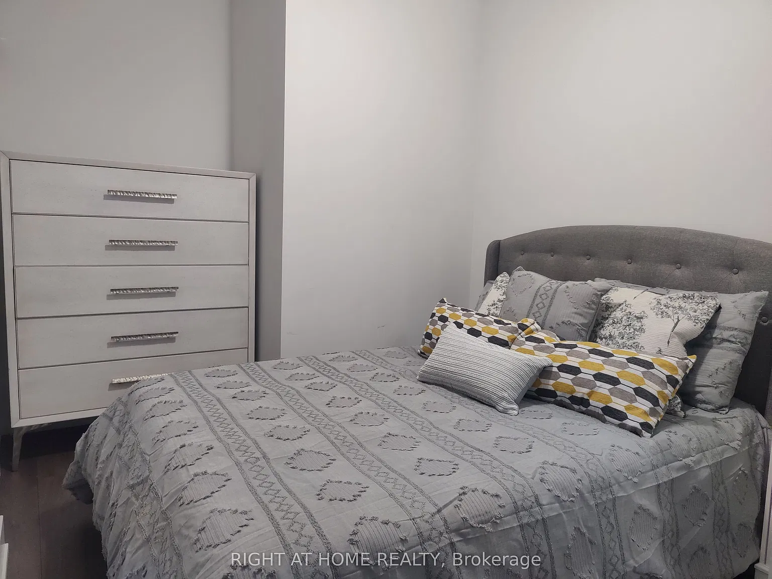 2 bed, $2,250 — Photo 2
