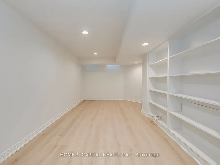 1210 Leewood Dr — Photo 36