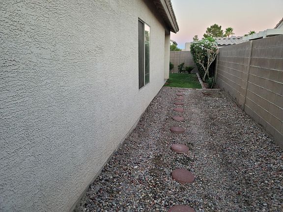 5th image of 4606 Grand Rock Dr