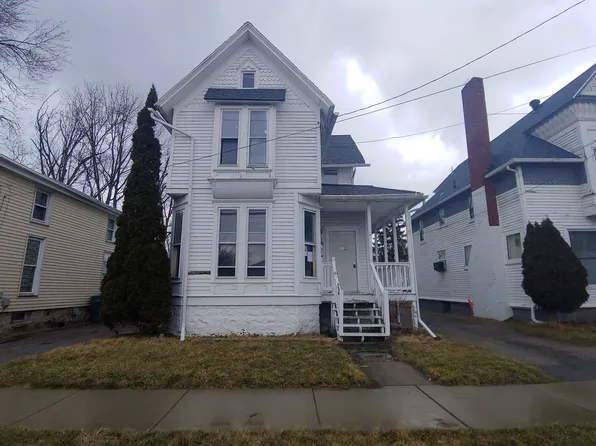 107 Washington Ave, Batavia, NY 14020