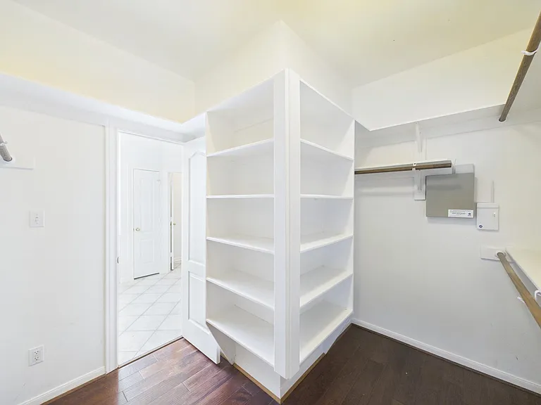 5407 Lake Place Dr — Photo 29