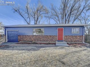 1415 Maxwell St, Colorado Springs, CO 80906