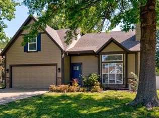 1362 S Church St, Olathe, KS 66062