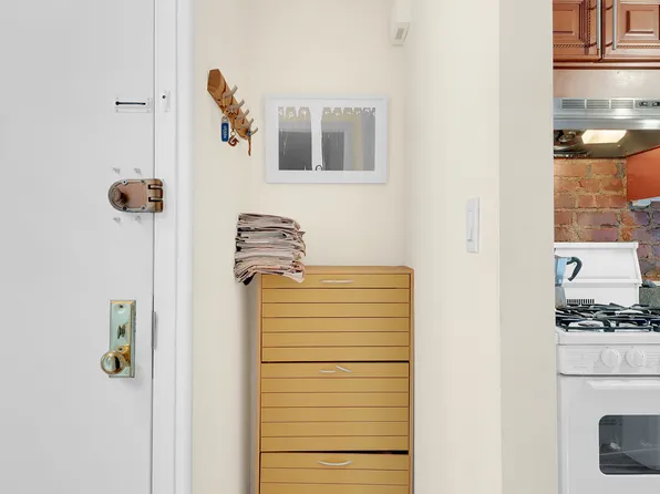 158 Nevins Street image 11 of 21