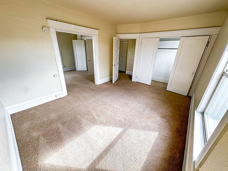 Casa Del Rey Apartments — Photo 32