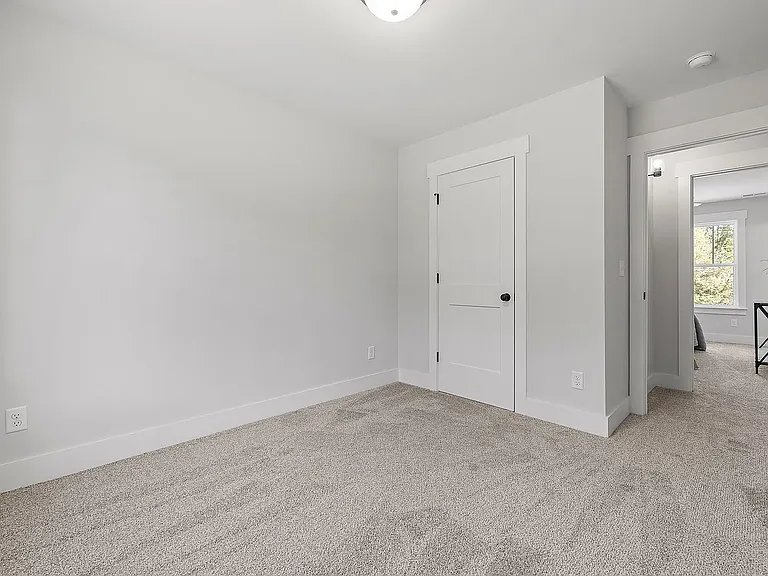 511 Heard St — Photo 9