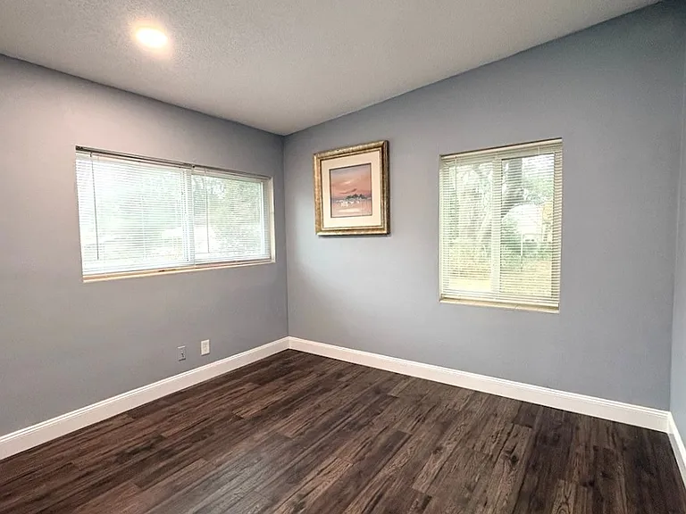 2455 Princeton Rd — Photo 15