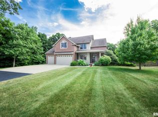 1304 W Cedar Hills Dr, Dunlap, IL 61525