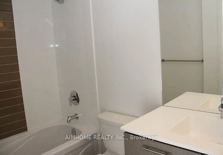 435 Richmond St W #505 — Photo 9