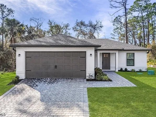 846 Guienne Ln, Lehigh Acres, FL 33974