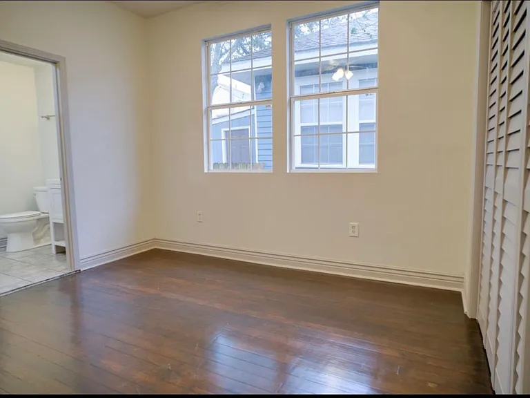 4422 General Pershing St — Photo 9