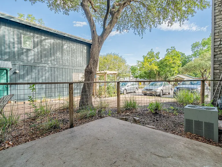 606 Franklin Blvd #A — Photo 20