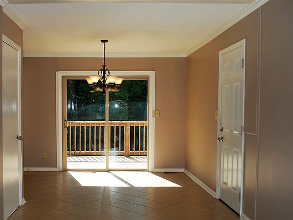 Dining Area w/View of Backyard