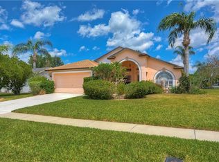 10601 Foxcrest Way, Riverview, FL 33569