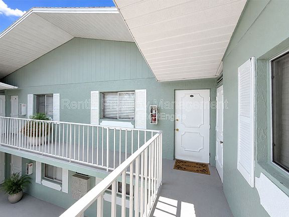 4th image of 8093 Country Rd Unit 204