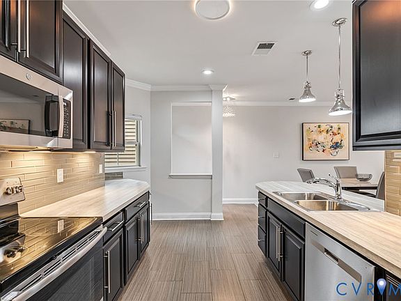 4th image of 7981 Wistar Woods Ct