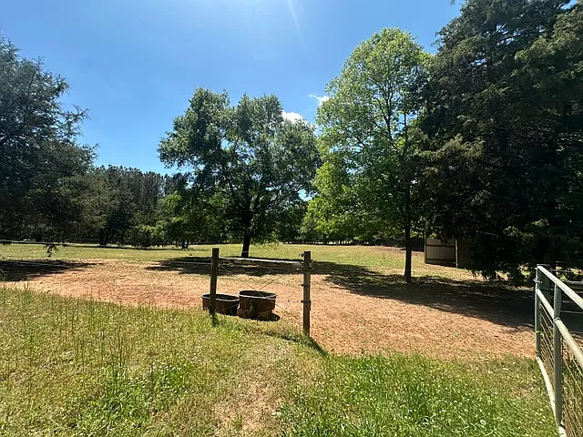 Edmondson Rd — Photo 8