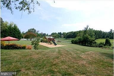 2nd image of 14714 Springfield Rd