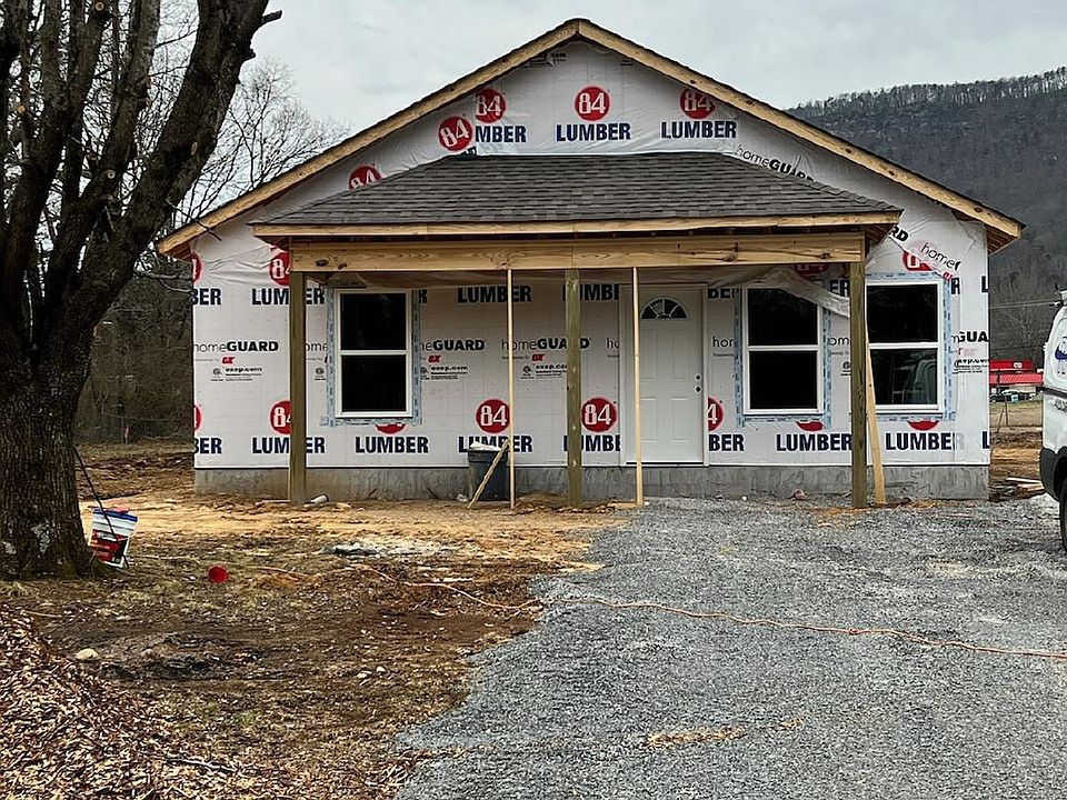 1st image of 8453 W Parkway Dr