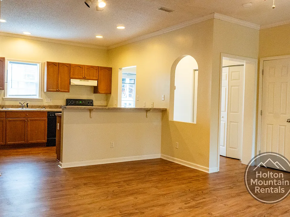 207 Cecil Miller Rd #2