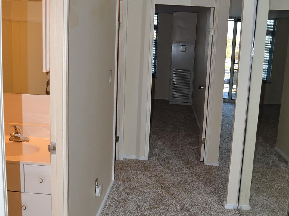 1st image of 3000 Farnam St APT 2N