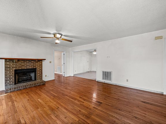 5th image of 3879 Sadlersville Rd