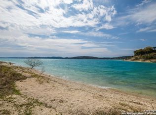174 Edge Hill Dr, Canyon Lake, TX 78133