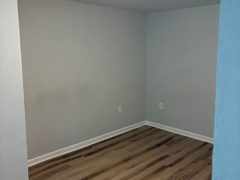 308 Ash St — Photo 8