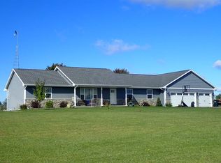 5077 Klatt Rd, Cecil, WI 54111