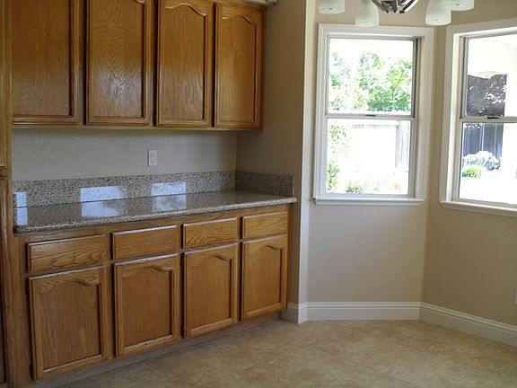 4th image of 6453 Old Orchard Way