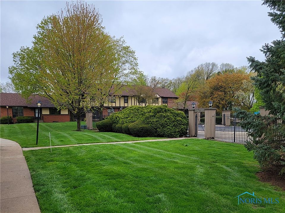 16 Knollwood Dr, Perrysburg, OH 43551 Zillow