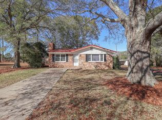 105 Larryton Dr, Cochran, GA 31014