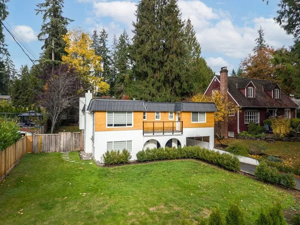 2518 Swinburne Ave, North Vancouver, BC V7H 1L5