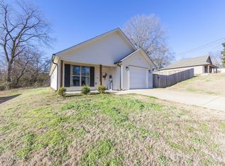 155 Whitley Ave, Henderson, TN 38340