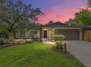 10096 S Riviera Point, Homosassa, FL 34448