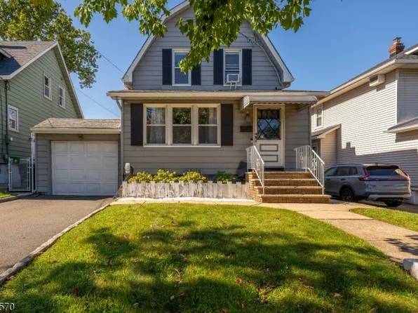 344 Rutherford Ave, Lyndhurst Twp., NJ 07071