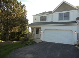 323 Spring Point Dr, Carpentersville, IL 60110