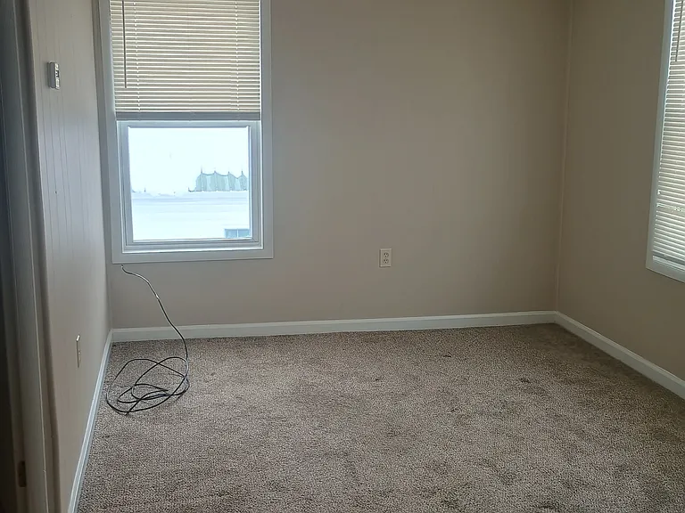 236 Kingsboro Ave #3 — Photo 10