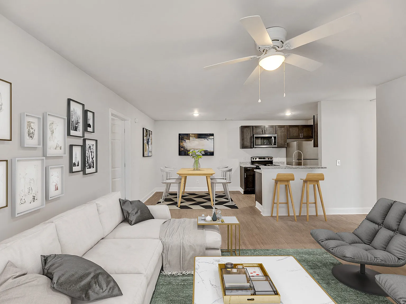 King George Apartments — Photo 3