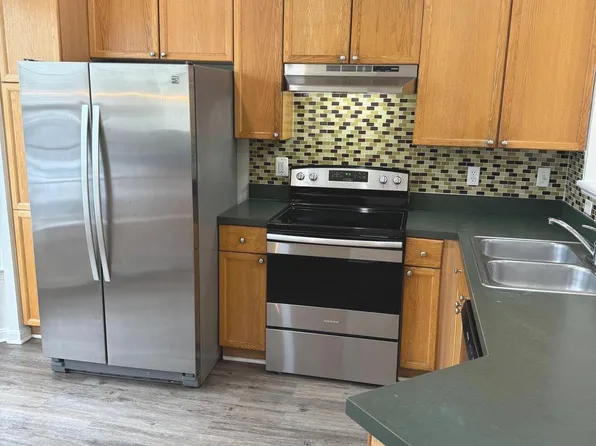 1943 Harpers Ct, Frederick, MD 21702