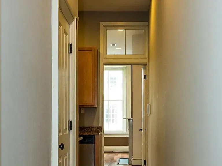 904 N Charles St #3 — Photo 7