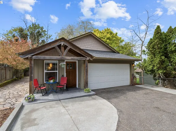 904 Highland St, Ridgefield, WA 98642