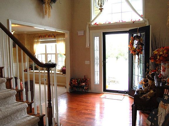 Entry way from great room