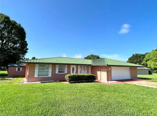 243 Hillcrest Dr, Avon Park, FL 33825
